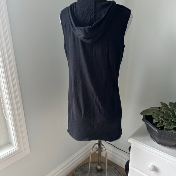 Bathing Suit Coverup - Le Vie en Rose - Picture 2 of 7